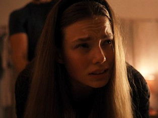 Девушка просит анонимуса подготовить её анус для анального секса